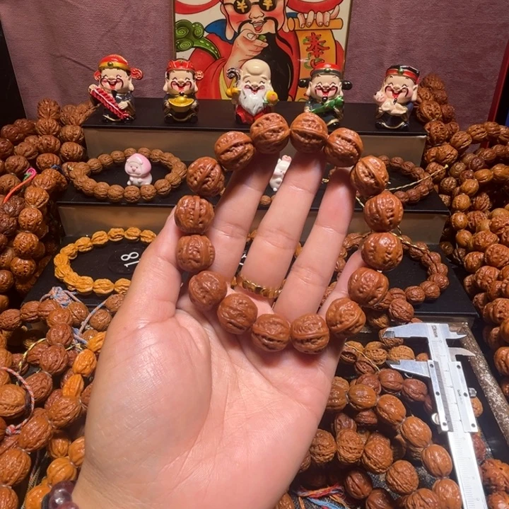 小***雨手串文玩核桃精品
