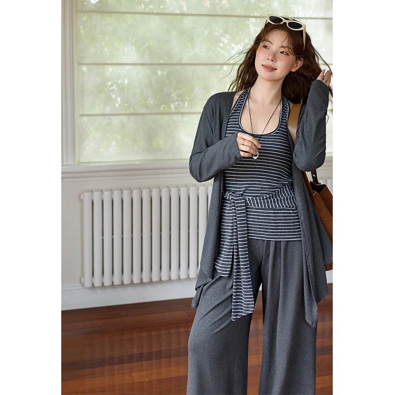 【闭店清仓】碳灰色遮肉小衫+设计感背心+休闲裤套装WBM9213