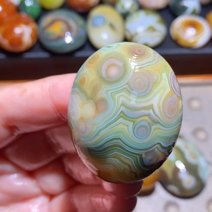 未镶嵌玛瑙/玉髓珠宝半成品81