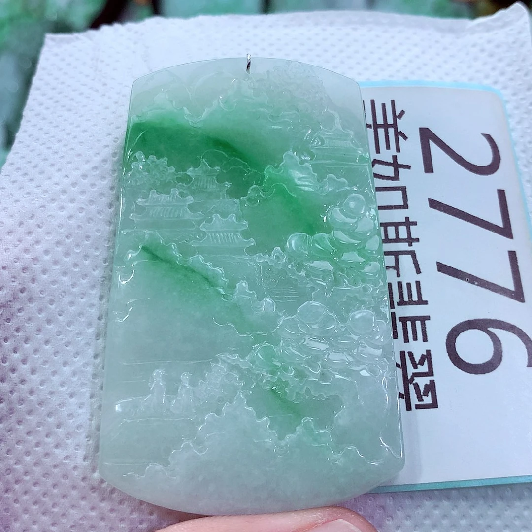 吊坠(不含链)未镶嵌翡翠