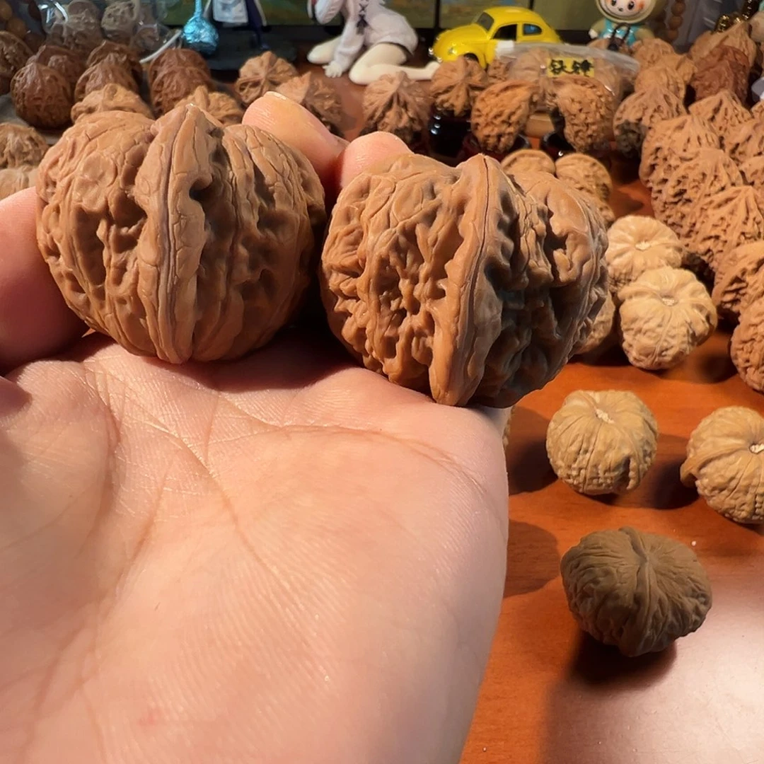 把件桃核42元宝翘肩头茬新果无修对