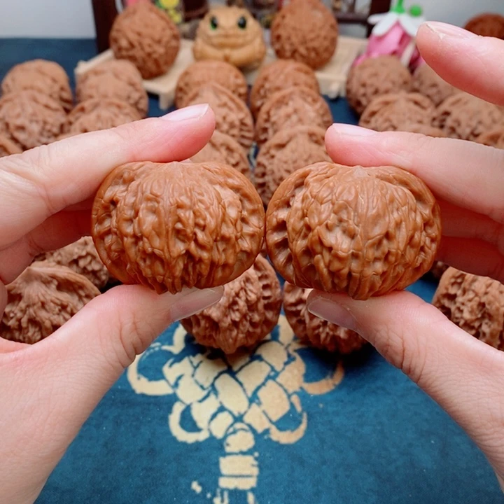 文玩核桃把件山地正磨42