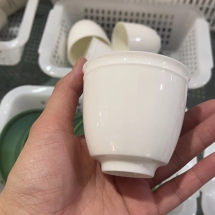 福利待遇多多哦哦哦