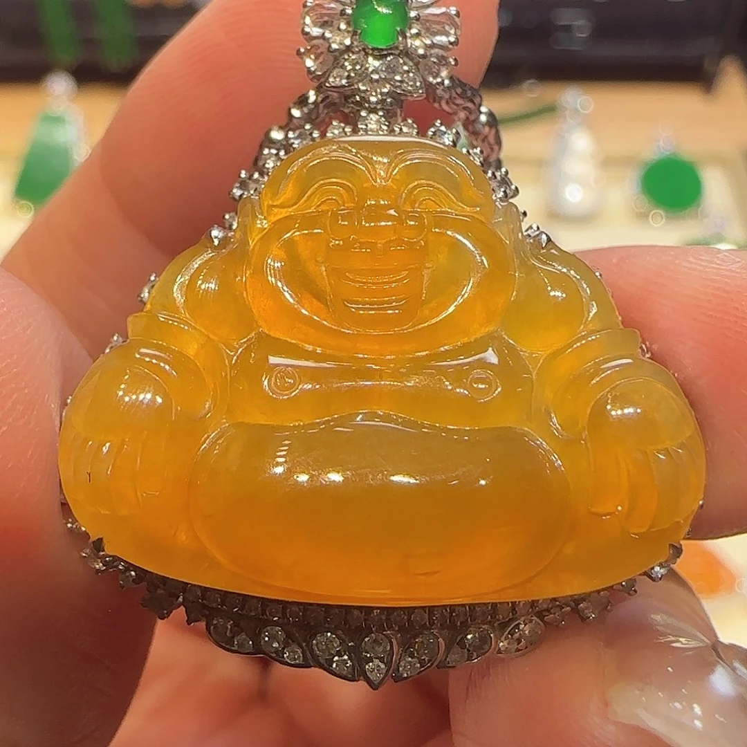 翡翠吊坠(不含链)18K金镶嵌佛