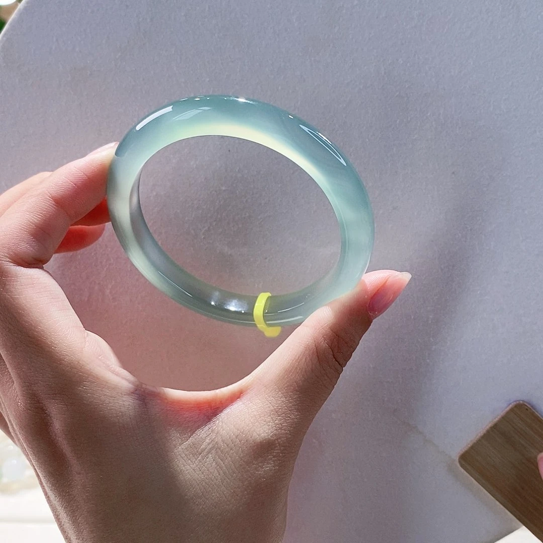 手镯玛瑙/玉髓未镶嵌55