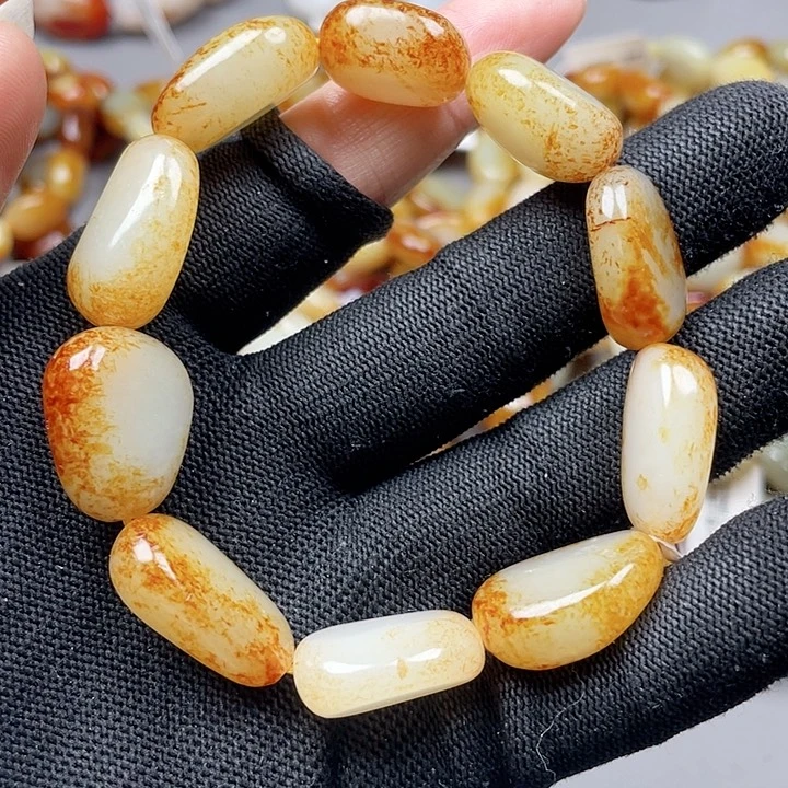 和田玉未镶嵌手链