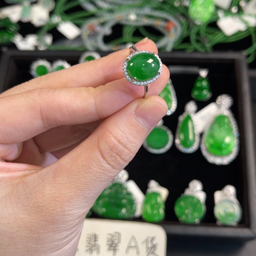 翡翠银S925镶嵌戒指蛋面戒指
