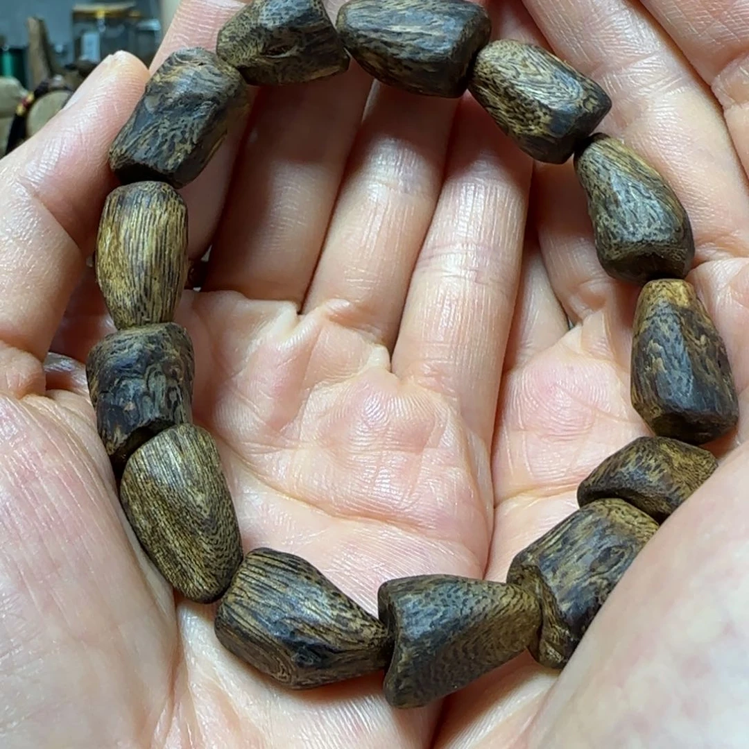 手串沉香绿奇楠沉香树丁随型单圈17克+多样性