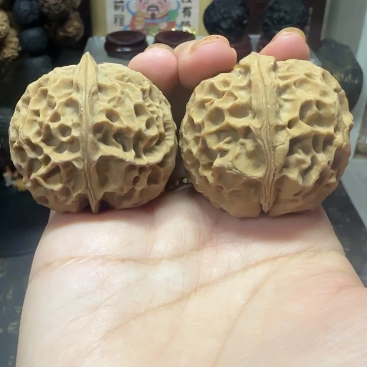 ****‍文玩核桃吊坠42凤凰牡丹