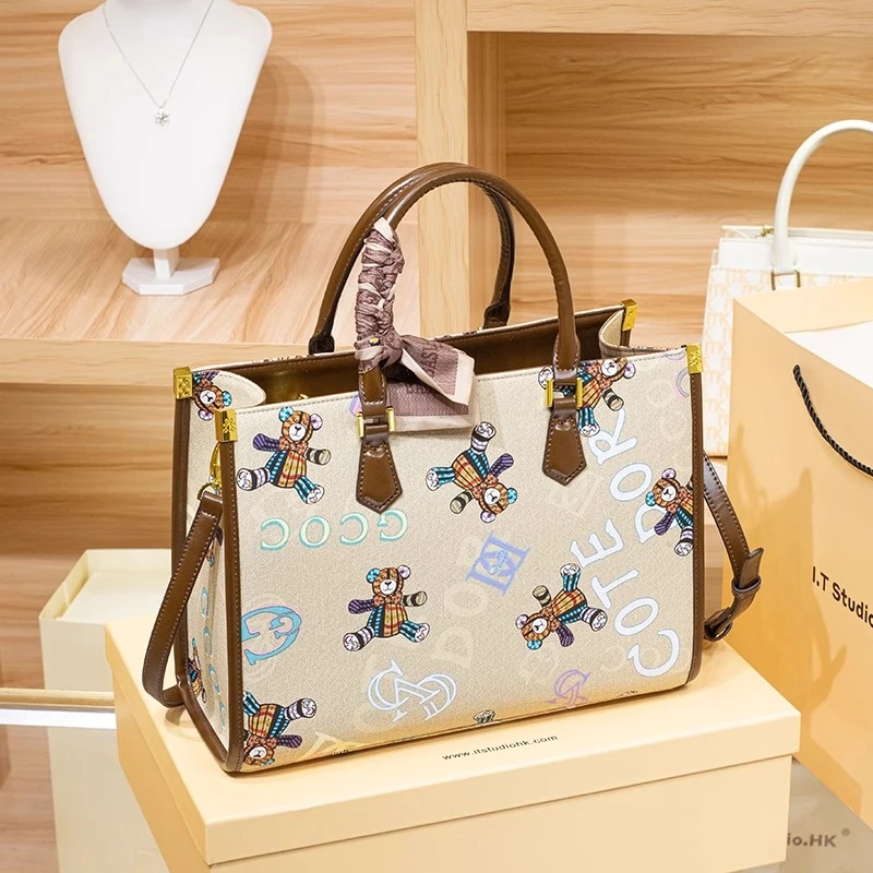 香港真皮大容量托特包女式2025新款夏季高级感超火单肩斜挎手提包