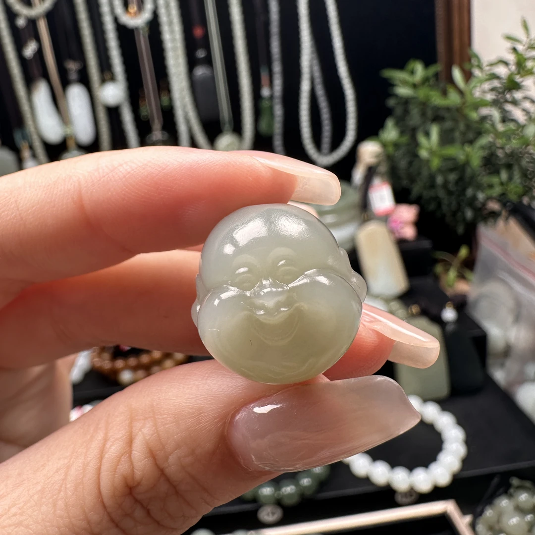 天然和田玉新疆且末高青白佛头