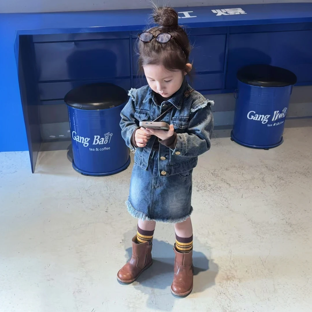 韩版童装2025春季新款女童个性时髦牛仔拼接短款外套半身裙两件套