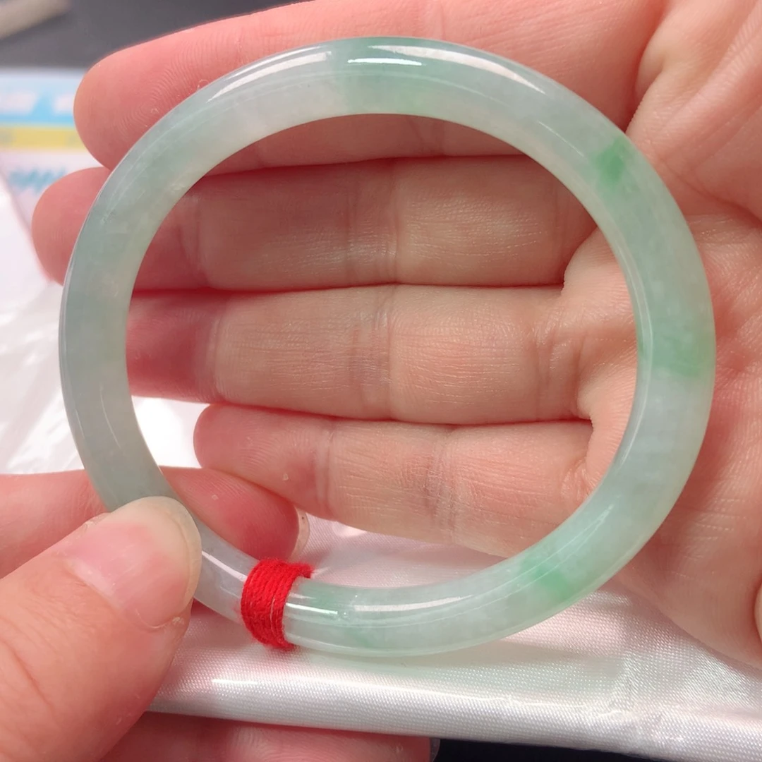 翡翠手镯（贵妃镯）未镶嵌1103号