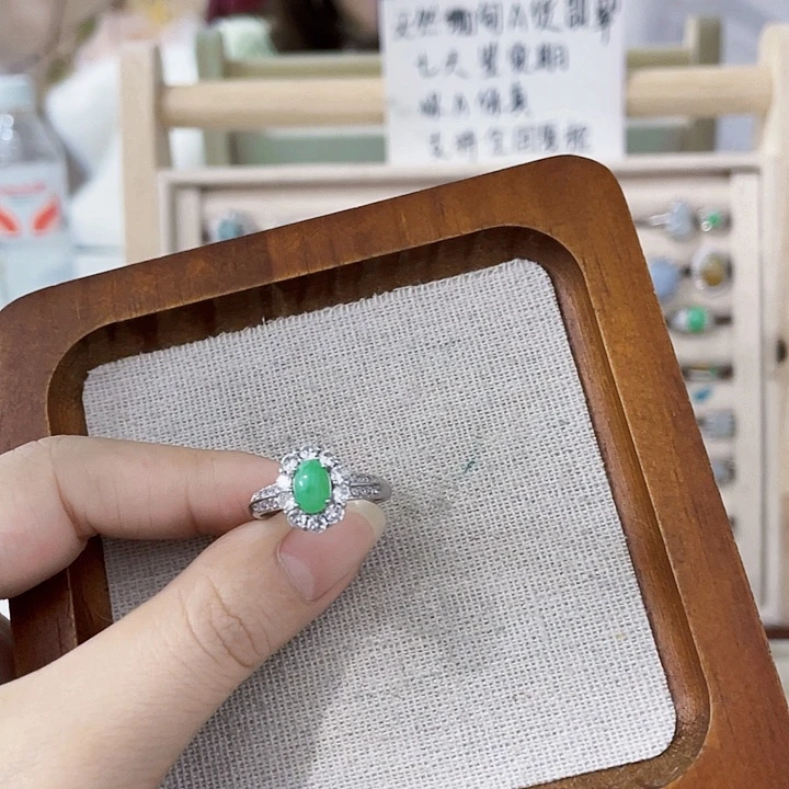 翡翠未镶嵌颈饰天然翡翠Ａ货