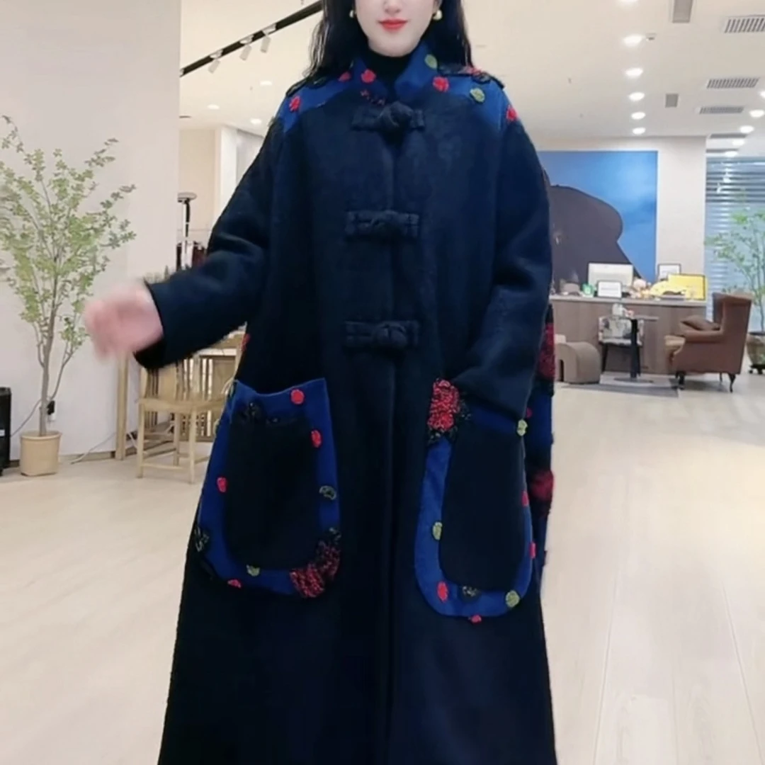 8653秋冬黑色拼接蓝色国风盘扣大衣撞色时尚洋气显瘦