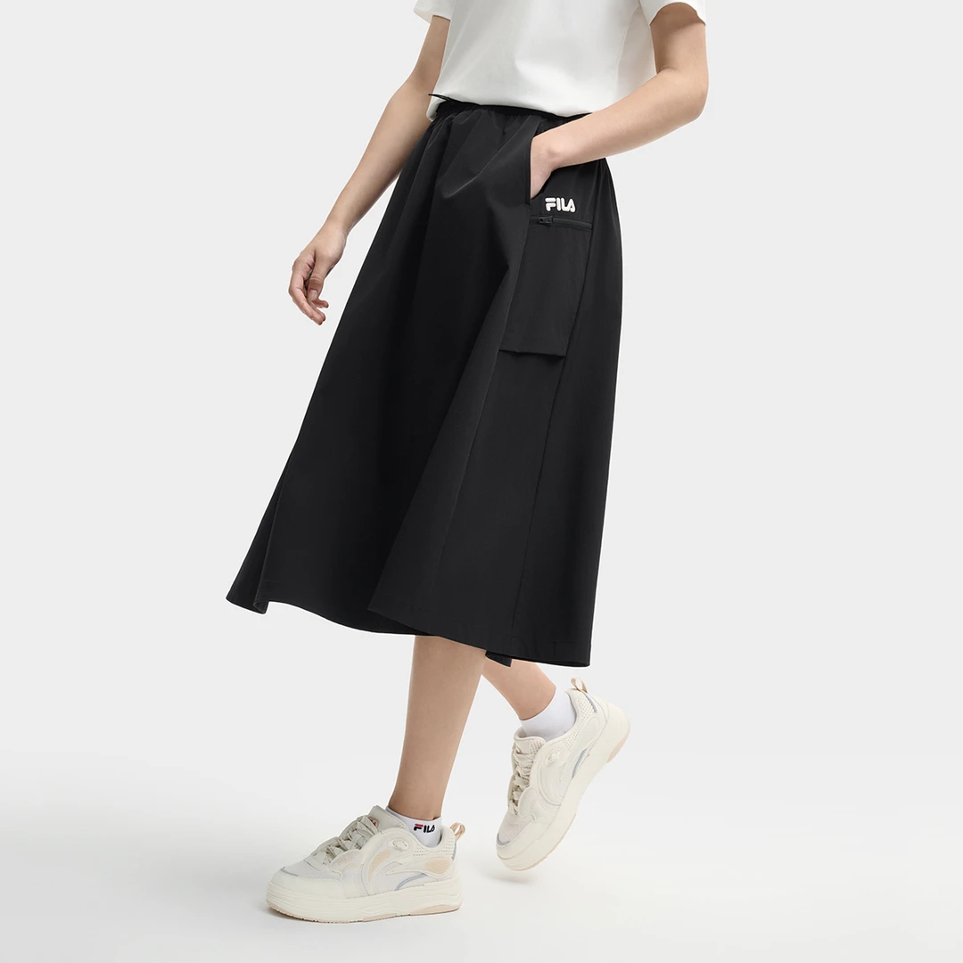FILA斐乐女子【时尚休闲】显瘦夏季户外百搭半身裙F11W528309F