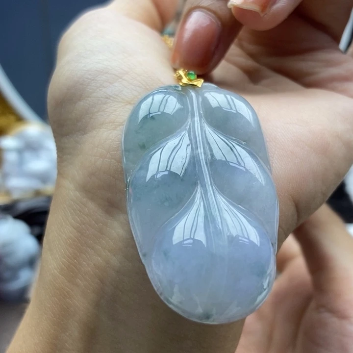 翡翠18K金镶嵌颈饰吊坠11