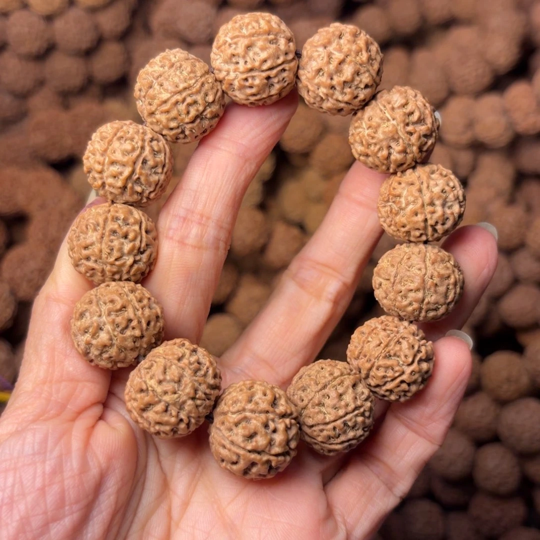 金刚菩提吊坠8瓣卡19尺，108号