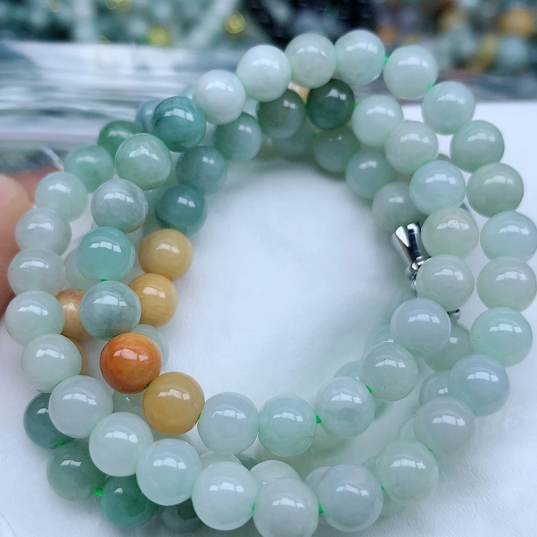 翡翠颈饰未镶嵌手串