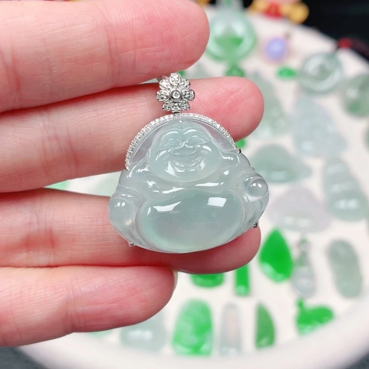 颈饰18K金镶嵌翡翠缅甸天然A货翡翠