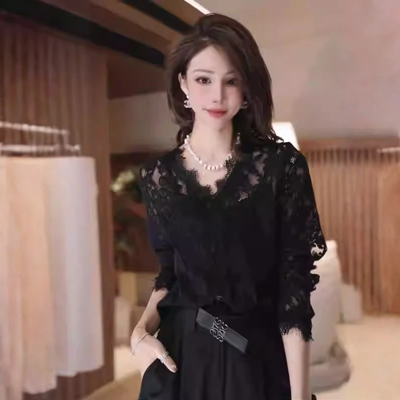 法式气质v领镂空蕾丝衫女秋季2025款御姐风性感辣妹时尚开衫上衣