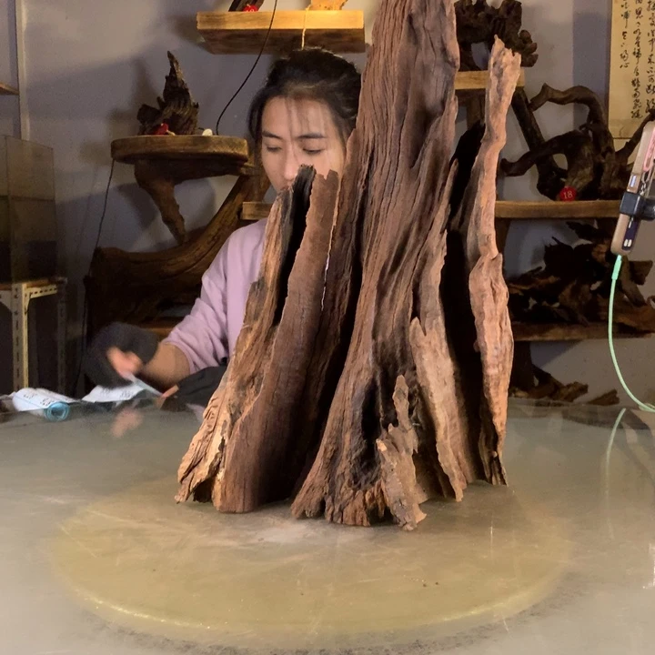 飞****云南紫柚木天然沉木