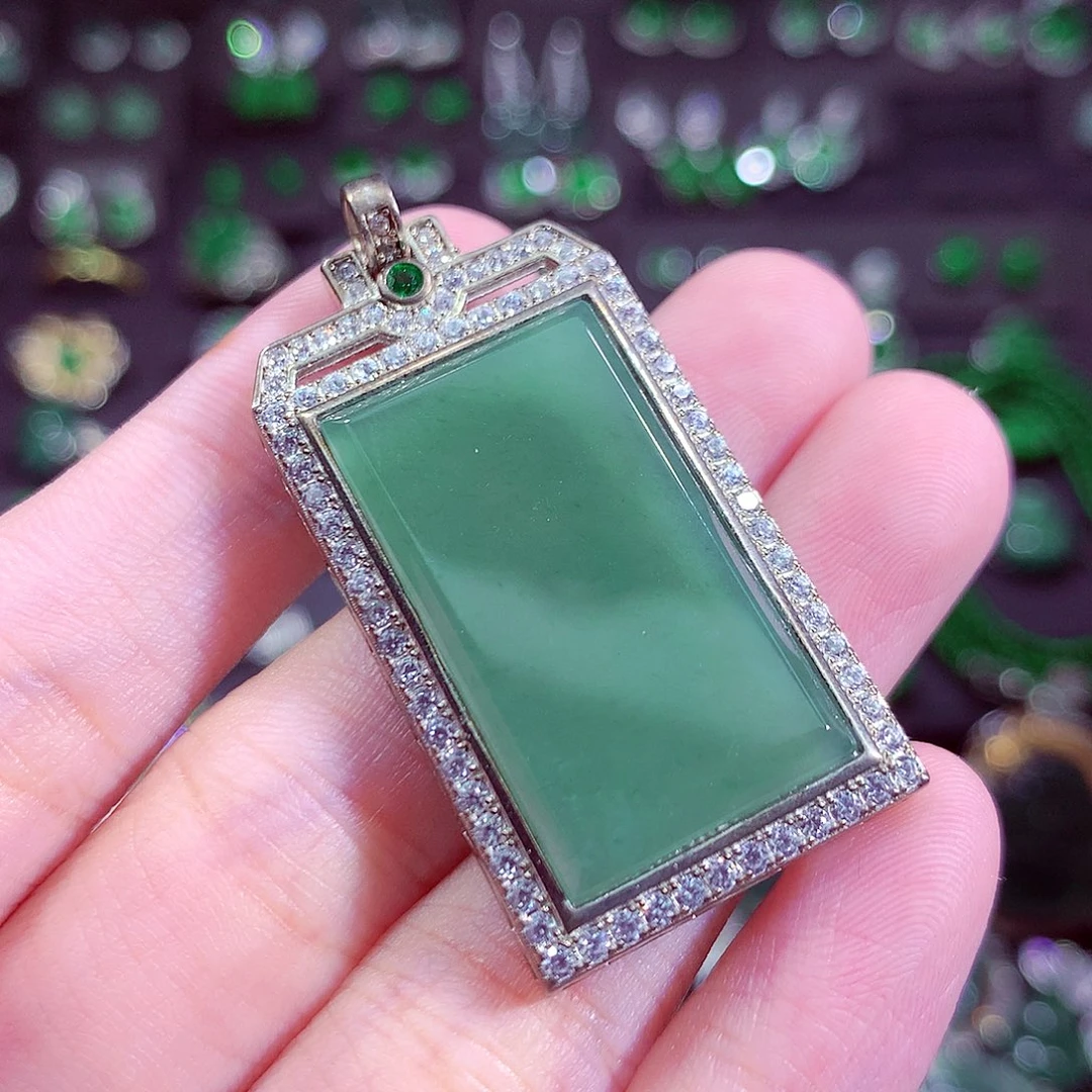 翡翠未镶嵌颈饰天然