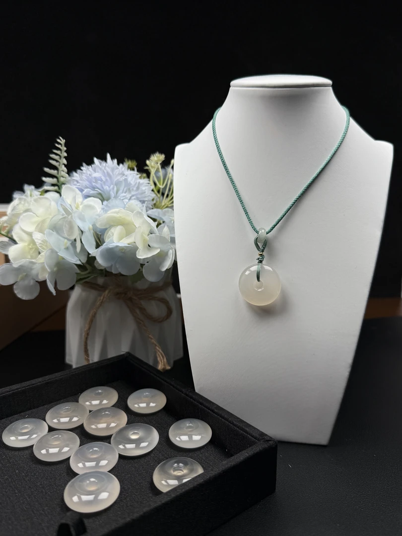 天然玉髓冰透荔枝冻平安扣吉祥圆满扣情侣平安扣