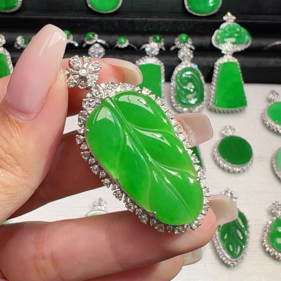 翡翠18K金镶嵌吊坠(不含链)