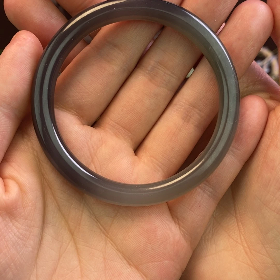 和田玉手镯未镶嵌J****e