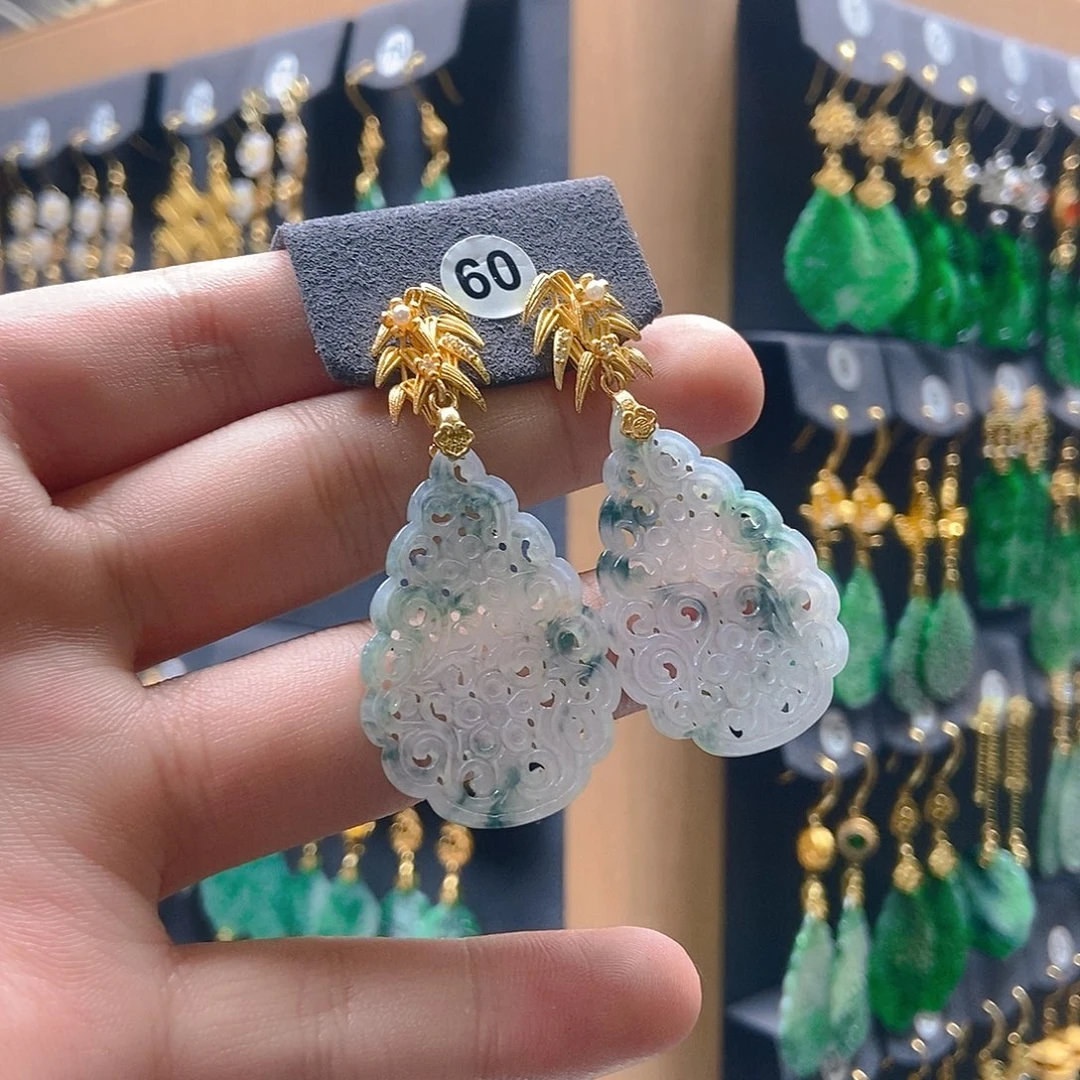 翡翠未镶嵌耳饰翡翠