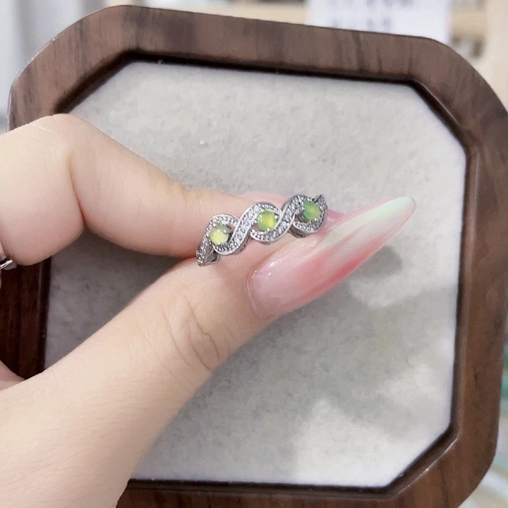 翡翠未镶嵌颈饰天然翡翠Ａ货