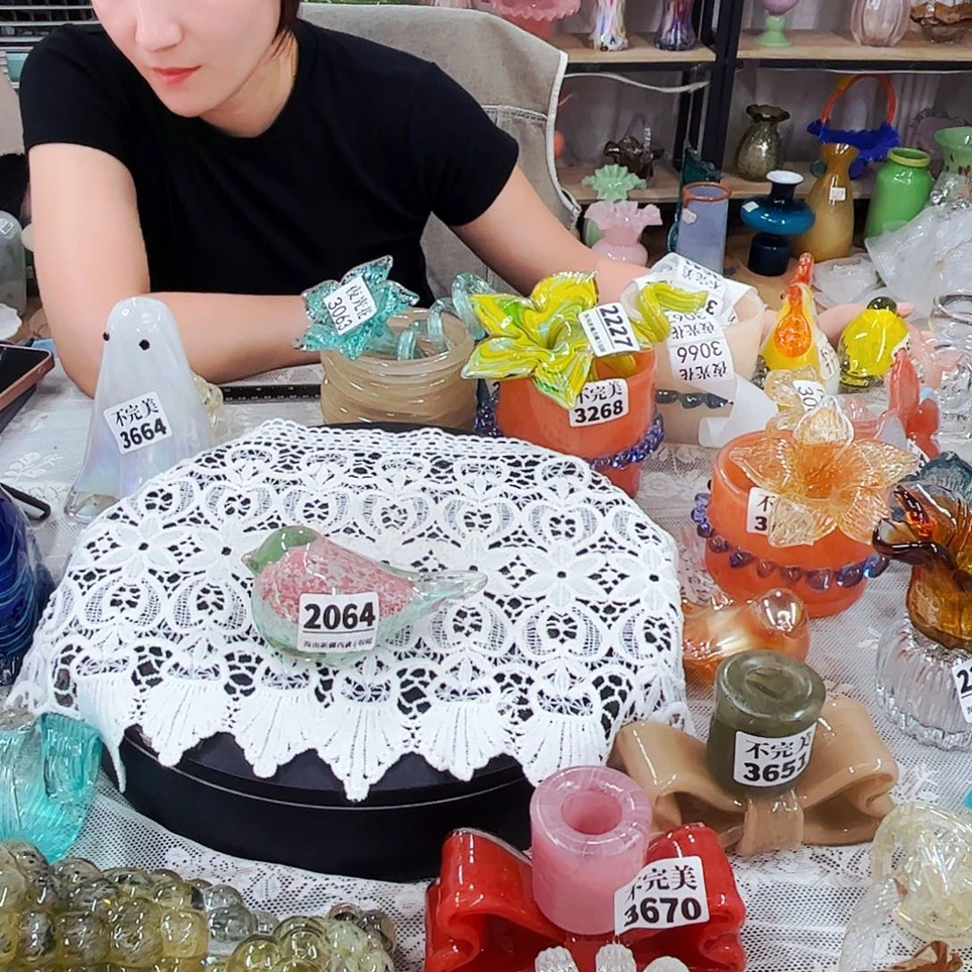 2064 家悦琉璃工艺品