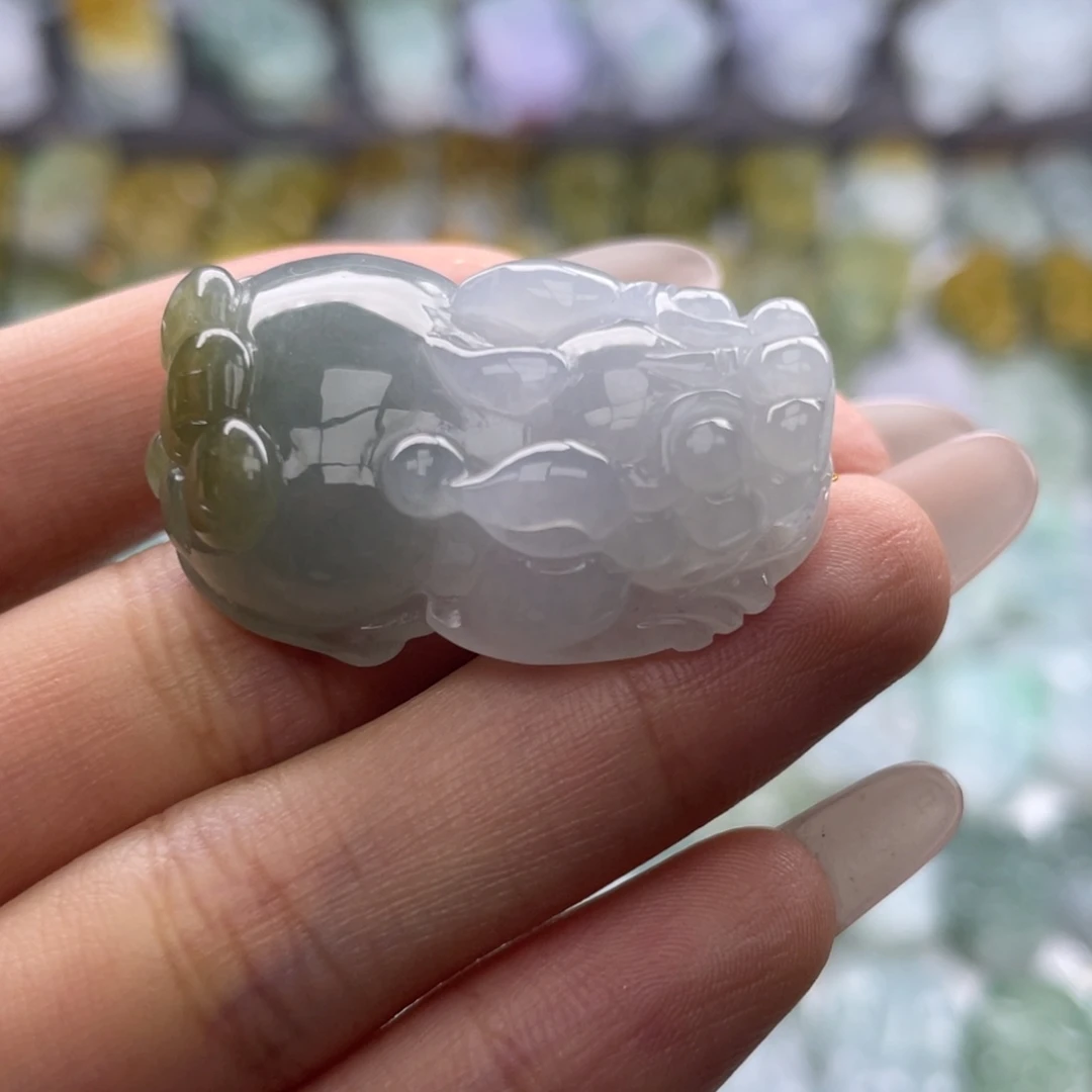 颈饰未镶嵌翡翠貔貅