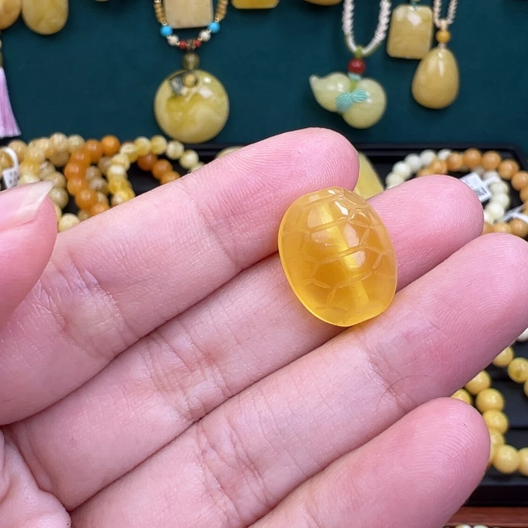 琥珀手链未镶嵌富甲