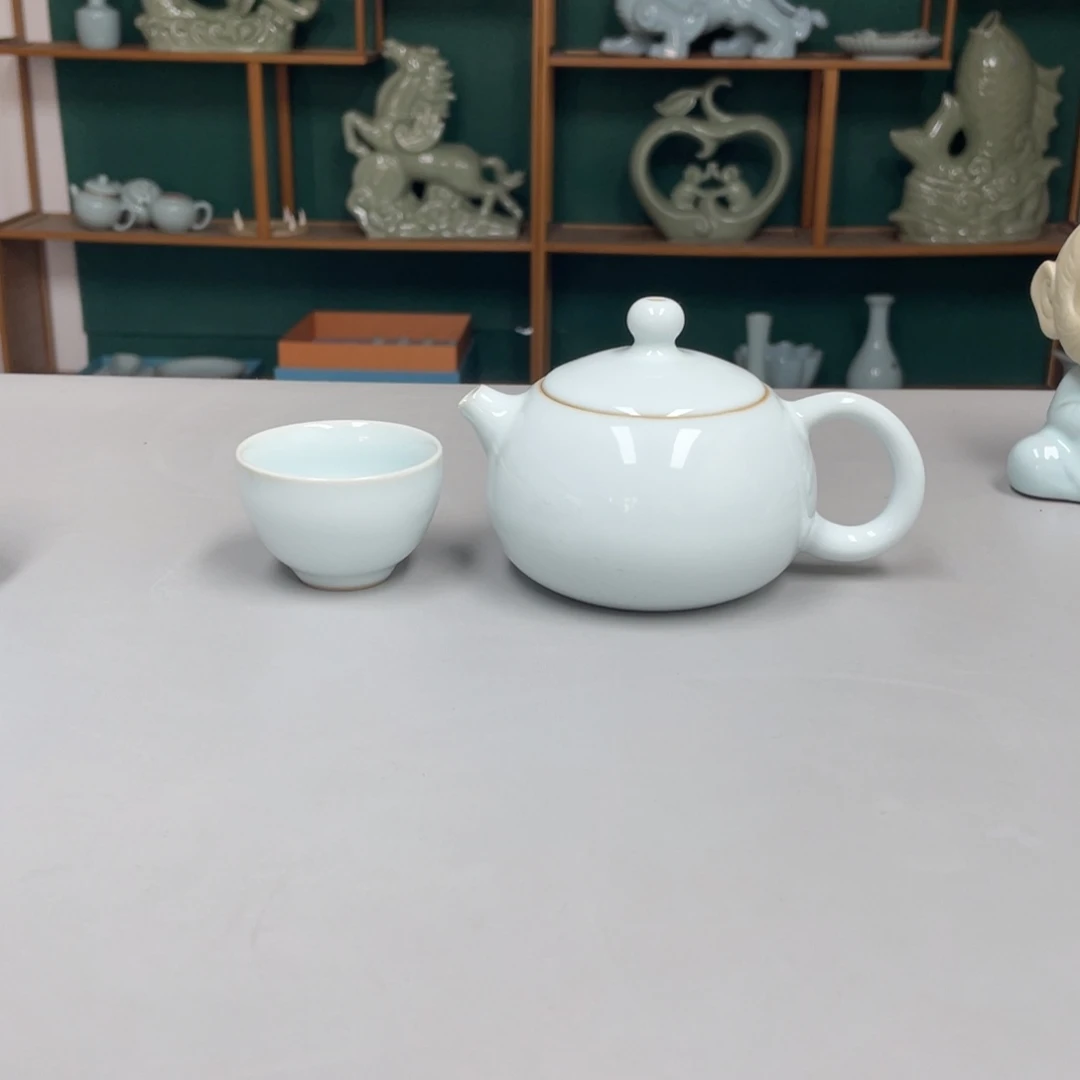 欢***欢瓷赵琳老师月白西施壶送杯子不带礼盒一级