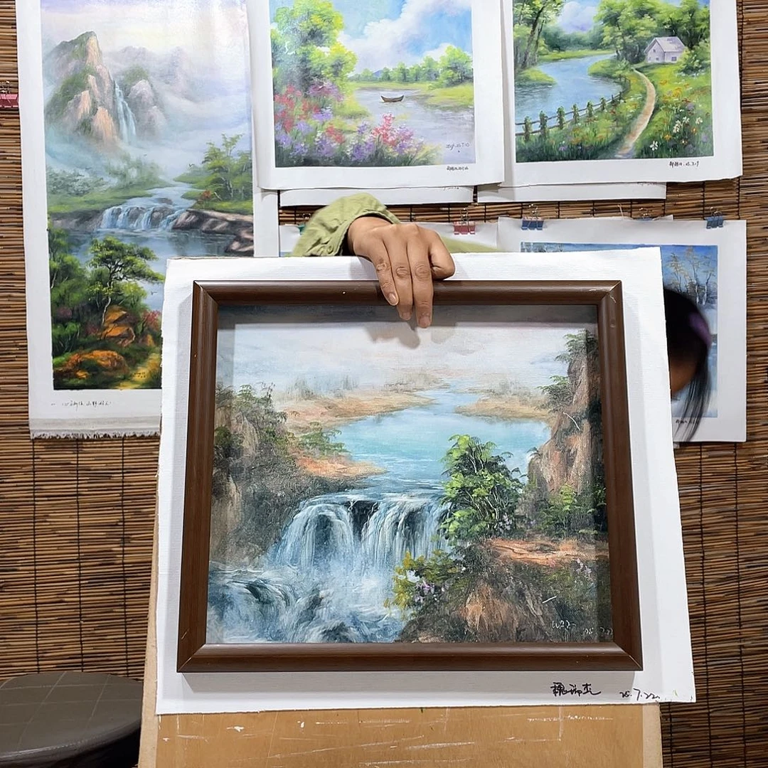 油画薇爽恭喜竞拍成功