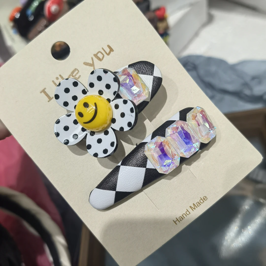 E966黑色波点太阳花笑脸方型闪闪边夹掰掰夹一对