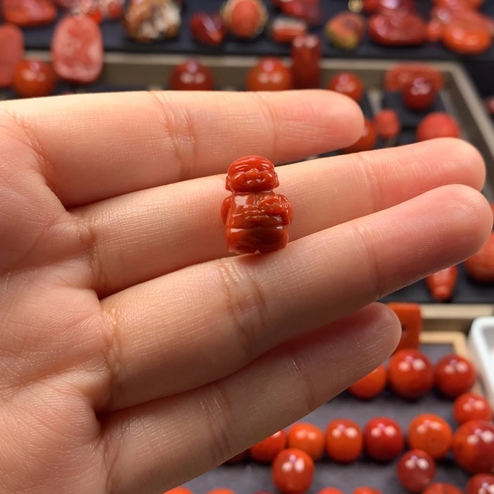 南红玛瑙未镶嵌地主11MM+