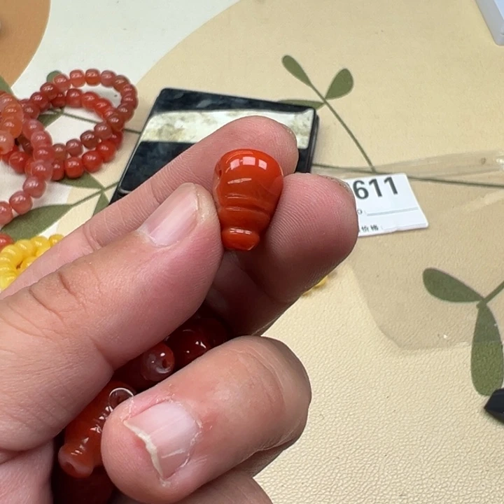 吊坠白玉菩提红色3550