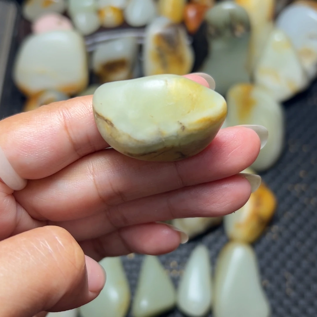 未镶嵌和田玉挂件A123