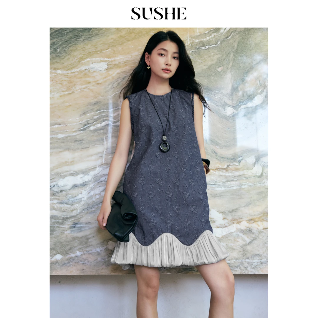 束皙SUSHE 砚缈 仿牛仔棉麻提花拼接编织织带无袖背心连衣裙女夏