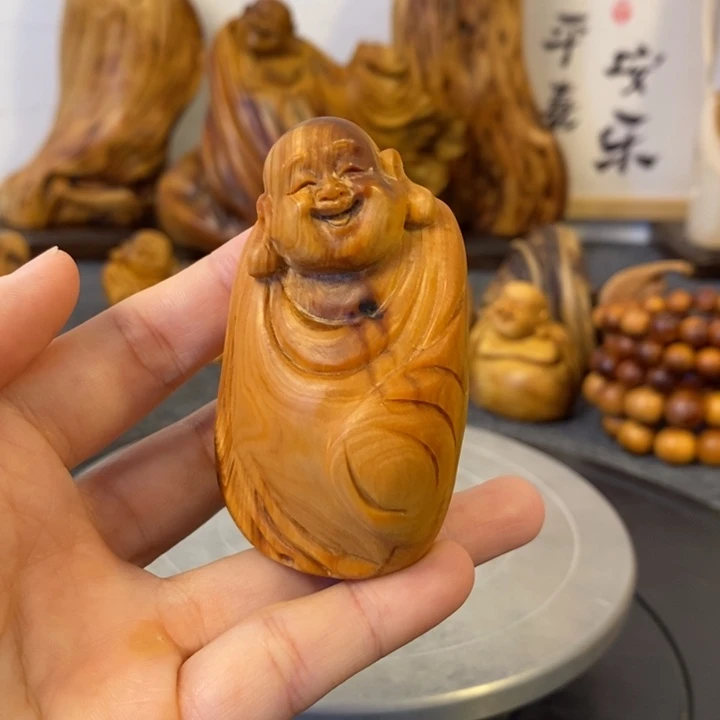 柏木崖柏弥勒佛手把件小摆件