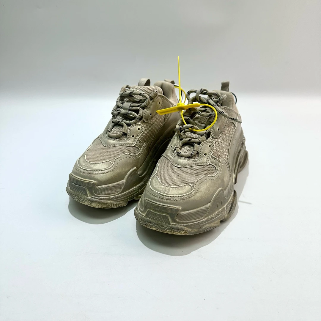 99新 Balenciaga/巴黎世家 巴黎世家 39码 Triple S咖色 SY0876