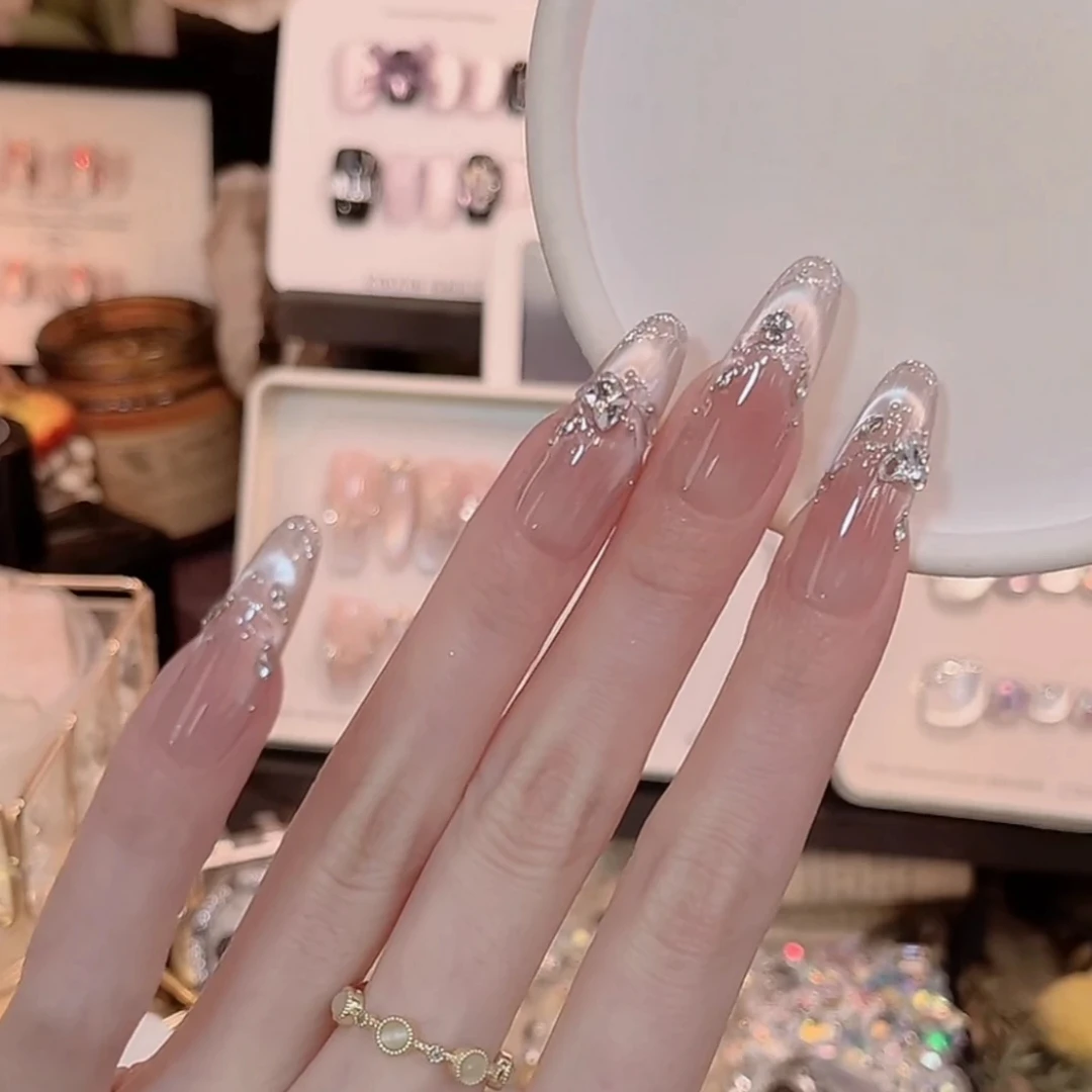 天秤座纯手工显白轻奢温柔百搭可拆卸猫眼美甲贴片