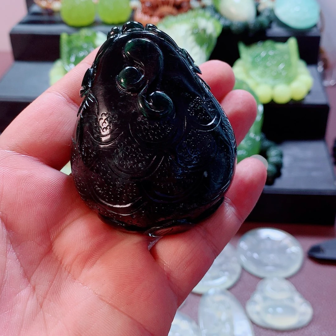 蛇纹石玉手把未镶嵌M****a