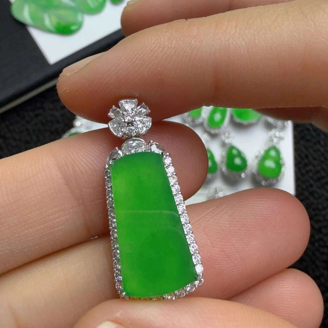 吊坠(不含链)未镶嵌翡翠无事牌