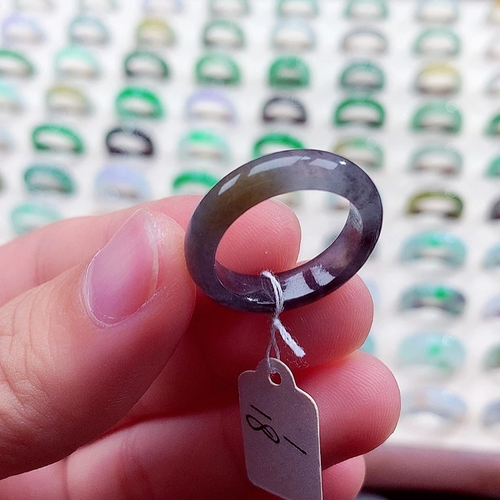 翡翠未镶嵌戒指18号