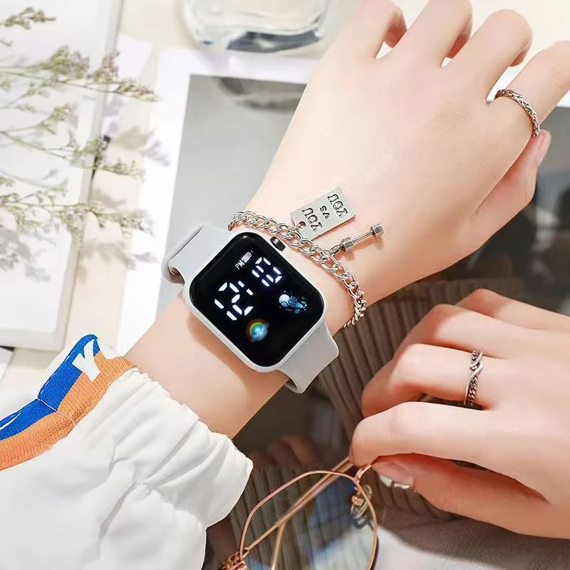 多功能电子手表时尚35