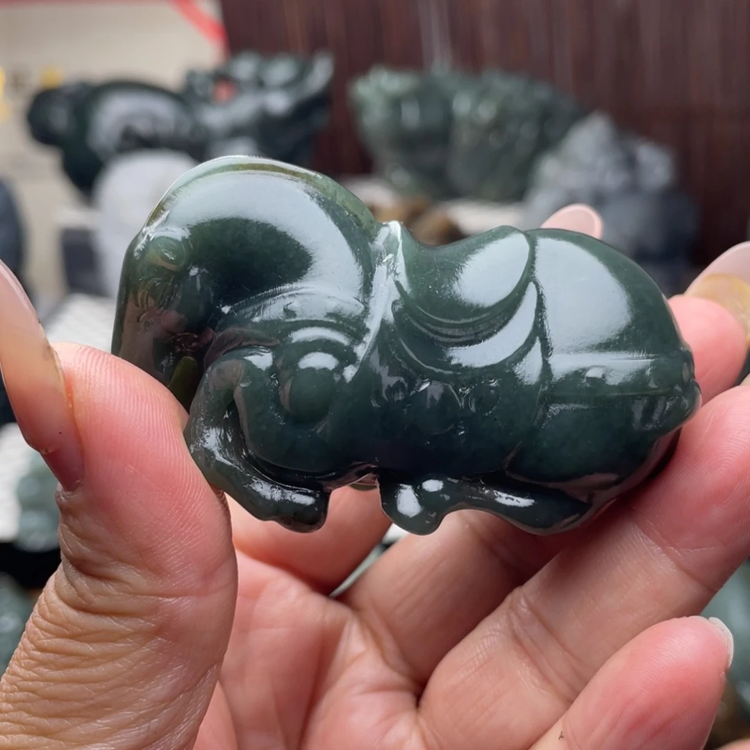 未镶嵌和田玉把件